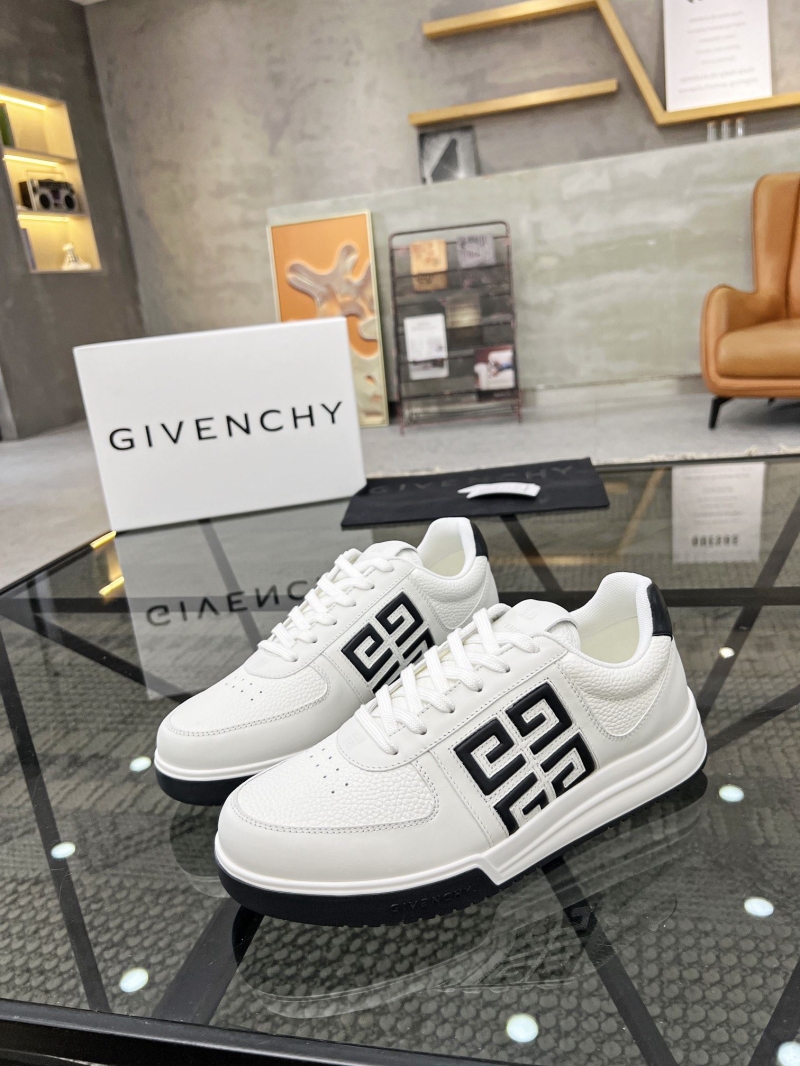 Givenchy Sneakers